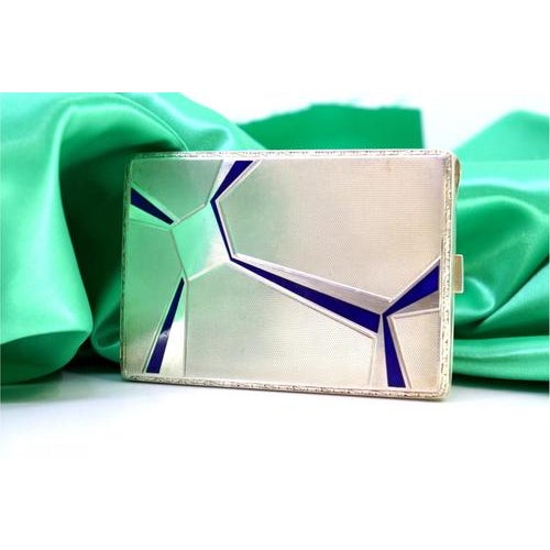 Silver Silver Cigarette Case with Guilloche Reliefs For Sale - Image 8 of 8