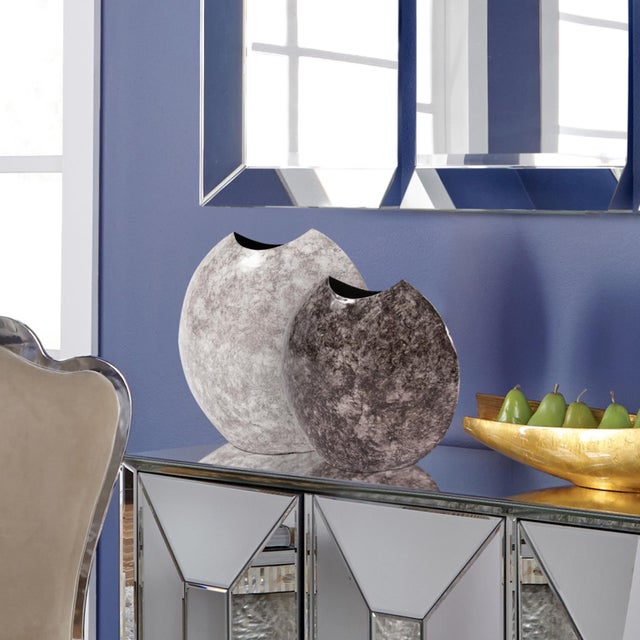 Round Gray Marbled Iron Disc Vase- Large For Sale - Image 9 of 10