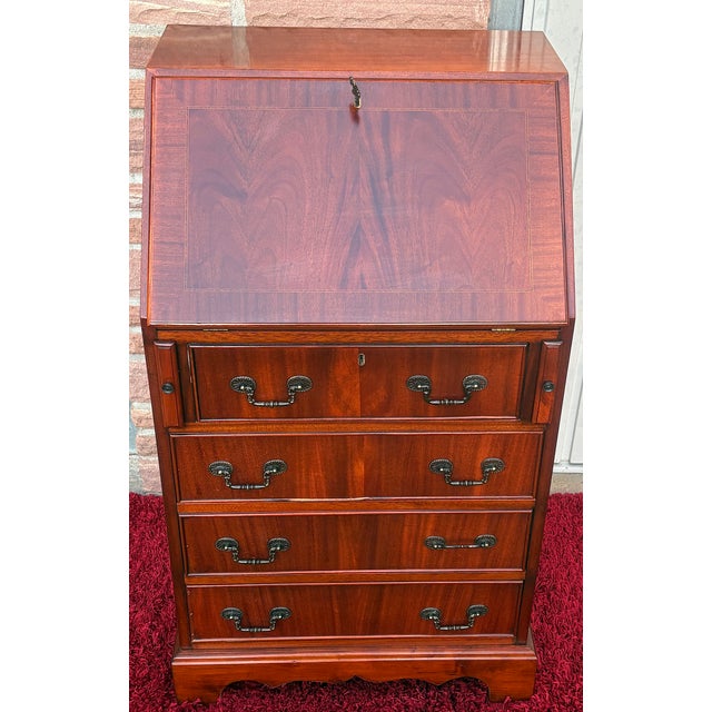 Louis Philippe Carless X English Mahogany 4-Drawer Inlaid Secretary Desk from Unbekannt, 1980s For Sale - Image 12 of 12