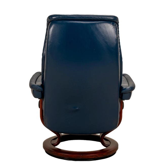 Ekornes Stressless Royal Recliner – Medium – Blue Leather With Wood Base - Made in Norway For Sale - Image 10 of 11