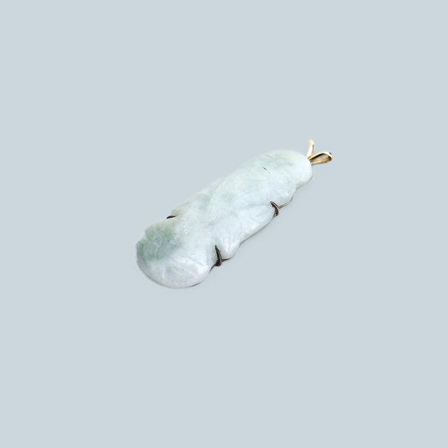 Gold Vintage Chinese 14k Gold & Jadeite Pendant For Sale - Image 8 of 13