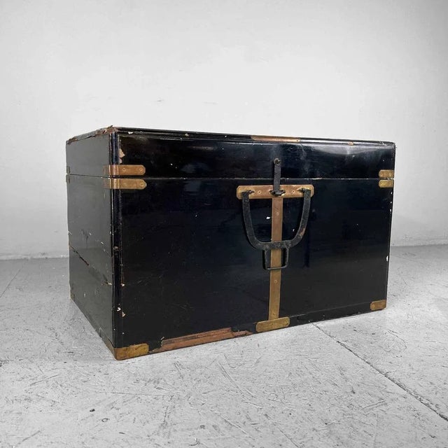 Antique Japanese Laquer Travel Case, 1890s For Sale - Image 11 of 12