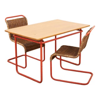 Table with Chairs in Red Lacquered Tubular Steel by S. Meier for Rohrmöbelfabrik, 1920s, Set of 3 For Sale