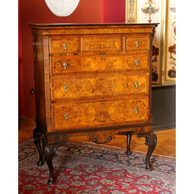 George II Burl Walnut and Marquetry Hightboard, 1890s For Sale - Image 6 of 18