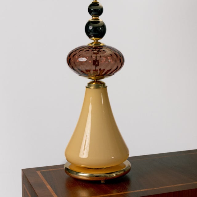 Mid-Century Modern Yellow Cone Murano Lamps, 1970s, Set of 2 For Sale - Image 3 of 5