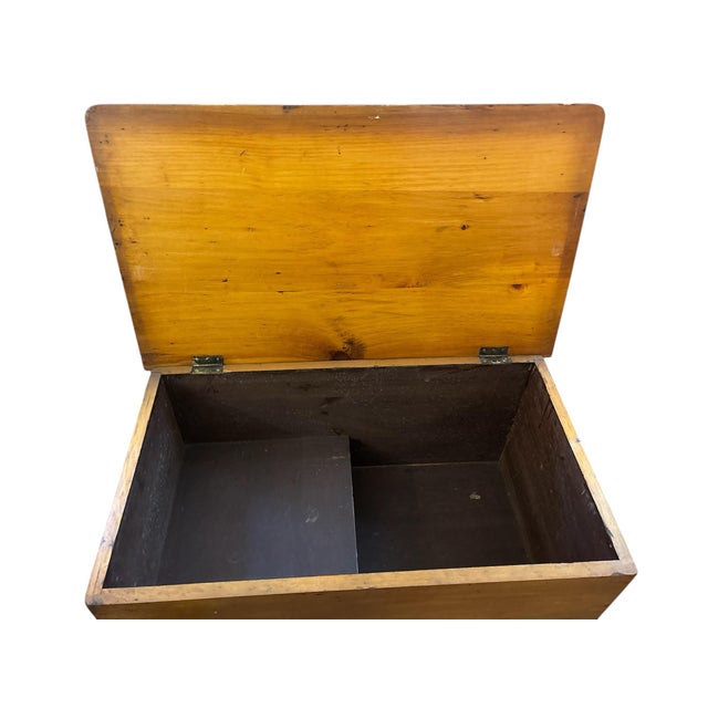 1920s 1920s Pine Lift Top Dry Sink For Sale - Image 5 of 9