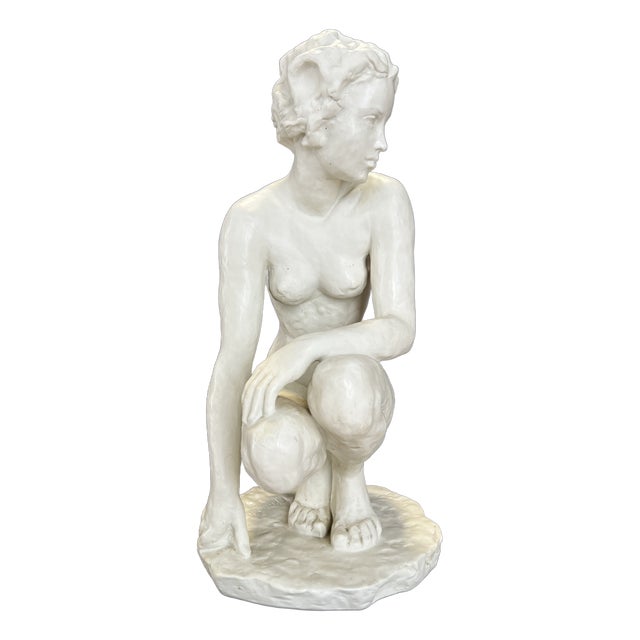 Porcelain Sculpture of Squatting Woman by Fritz Klimsch for Rosenthal, 1940 For Sale