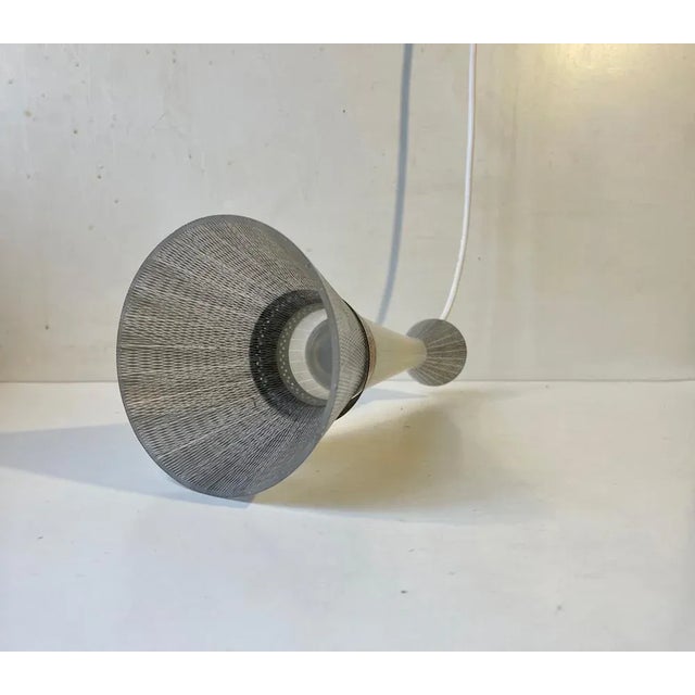 1950s Mid-Century Modern Italian Glass and Brass Pendant Light from Stilnovo, 1950s For Sale - Image 5 of 10