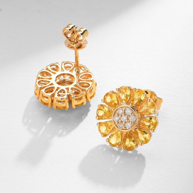 Contemporary Nina Zhou Daisy Yellow Sapphire Diamond Birth Flower Earrings in 14k Gold For Sale - Image 3 of 9