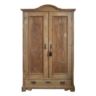 19th Century French Pine Wardrobe, Armoire, Linen Press For Sale