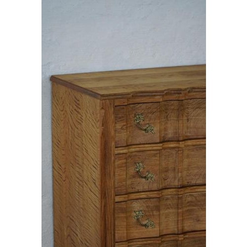 Mid-Century Modern Danish Chest of Drawers in Oak from Henning Kjærnulf, 1960s For Sale - Image 15 of 18