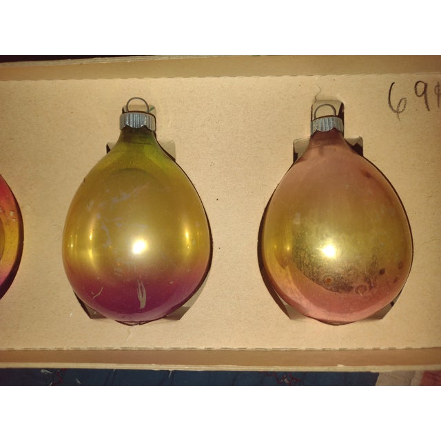 Shiny Brite Ombre Glass Christmas Tree Ornaments in Original Box For Sale - Image 13 of 18