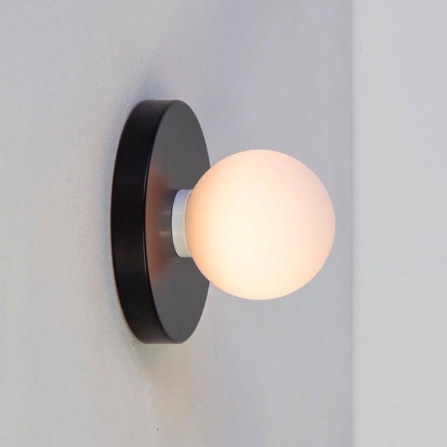 Hey, life doesn’t have to be that complicated. Here, we present the Black Globe Sconce, a cute little highlight that...