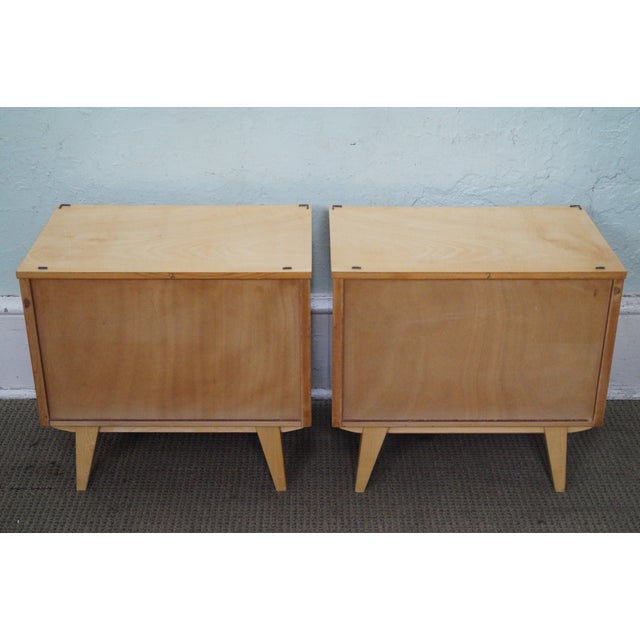 Mid Century Modern Blonde 2 Drawer Nightstands - a Pair ...