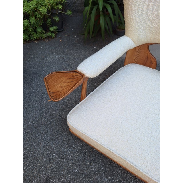 1950s Set of Vintage Armchairs in Light Wood and White Boucle Fabric by Enrico Ciuti, 1950s For Sale - Image 5 of 7