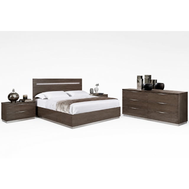 Elevate your bedroom with this sophisticated Italian-made Silver Birch bedroom set, featuring clean architectural lines, a...