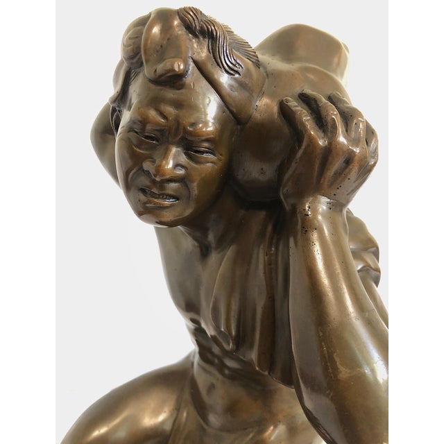 On offer is a bronze Art Deco-style sculpture crafted by the documented Vietnamese artist Gia-Lợi (1897–1980). The piece...