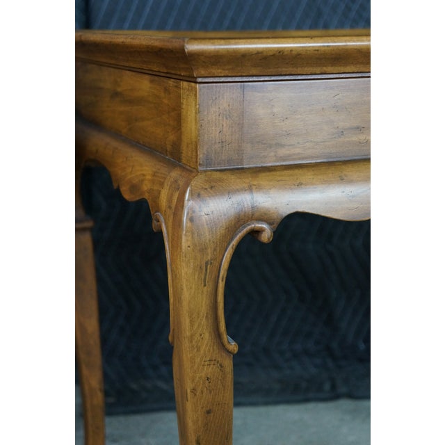 Brown 1970s Rare Pair Baker Furniture Queen Anne Walnut Burl Vitrine Display Accent Tables For Sale - Image 8 of 18