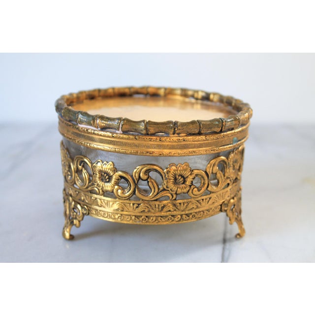 Mid 20th Century Vintage Gold-Toned Ormolu and Glass Filigree Trinket Box or Jewelry Casket For Sale - Image 5 of 12