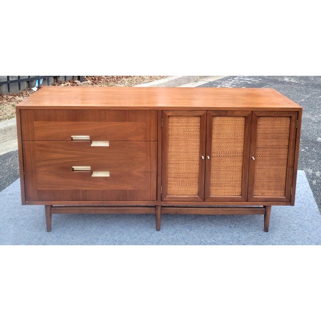 Wood 1964 Merton Gershun for American of Martinsville Lowboy Walnut 6-Drawer Dresser With Mirror and Cane Doors For Sale - Image 7 of 9