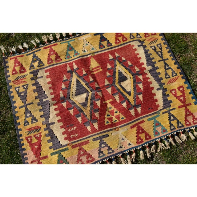 1960s Southwestern Traditional Handmade Cappadocia Kilim Rug For Sale - Image 9 of 10