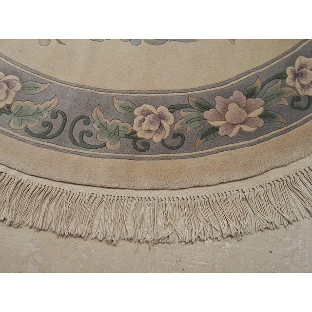 Vintage Round Chinese Floral Wool Rug With Sculpted Botanical Design & Fringe For Sale In Los Angeles - Image 6 of 7