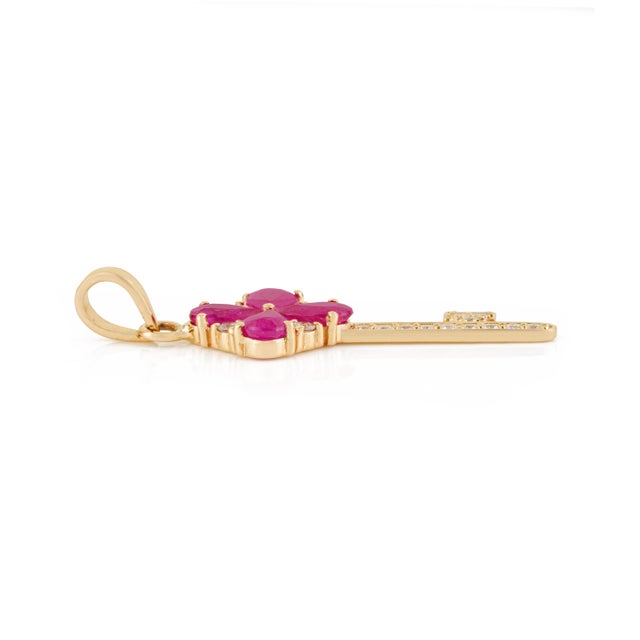 Metal 1.02ct Heirloom Ruby Flower Key Pendant With Diamond in 14k Yellow Gold For Sale - Image 7 of 13