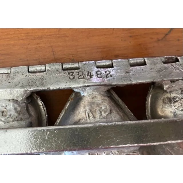 1920s 1920s German Valentine Chocolate Mold For Sale - Image 5 of 5