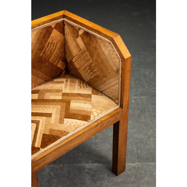 Art Deco Accent Chair, 1930s, in Very Good conditions. I have official proof of authenticity such as vintage catalogs,...