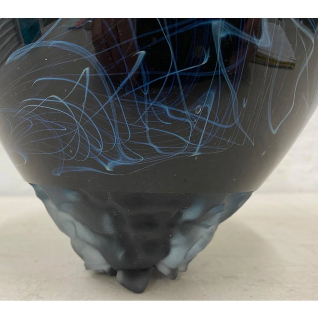 Bill Slade "Modern Blue Swirl" Art Glass Sculpture c.1990 Beautiful hand made glass sculpture by noted Florida artist Bill...