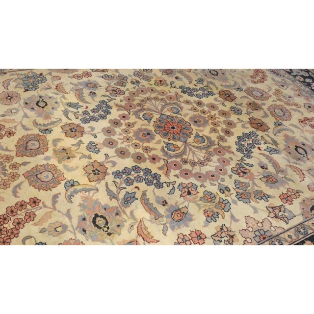 1970s Middle Eastern Rug with Coat of Arms, 1970s For Sale - Image 5 of 18