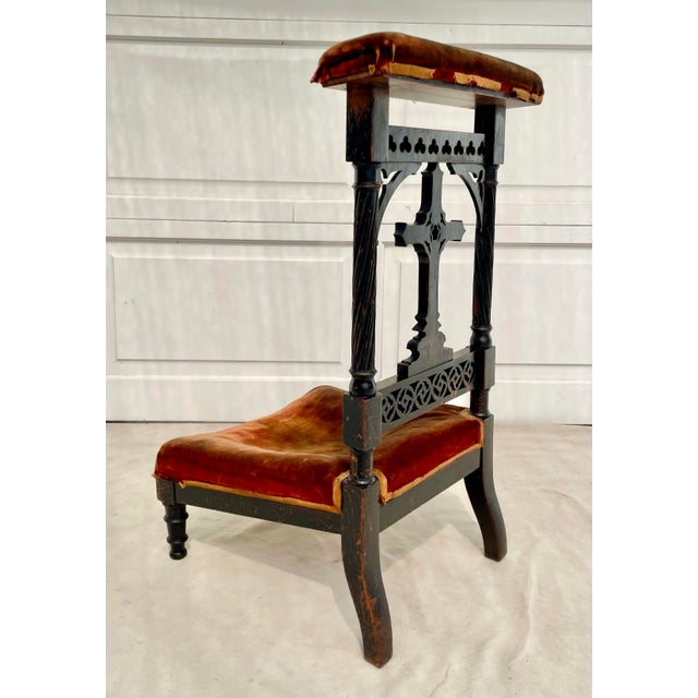 19th Century Gothic Revival Prie-Dieu Prayer Chair With Carved Cross and Velvet Upholstery For Sale - Image 11 of 16