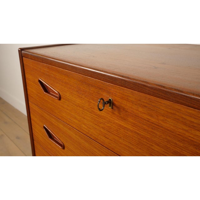 Vintage Danish Chest of Drawers in Teak For Sale - Image 5 of 10