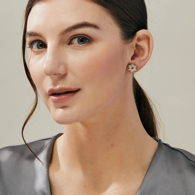 Contemporary Syna Yellow Gold Starburst Earrings with Blue Sapphires and Diamonds, a Pair For Sale - Image 3 of 4