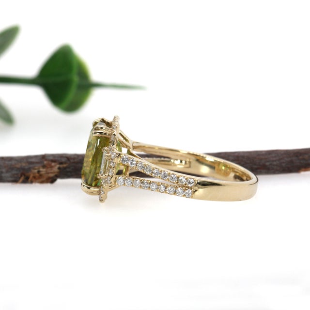 3.6Ct Sphene Ring With Natural Diamonds Accents: Solid 14k Gold, Cushion 9x7mm, Size 6.75 For Sale In Columbus - Image 6 of 7