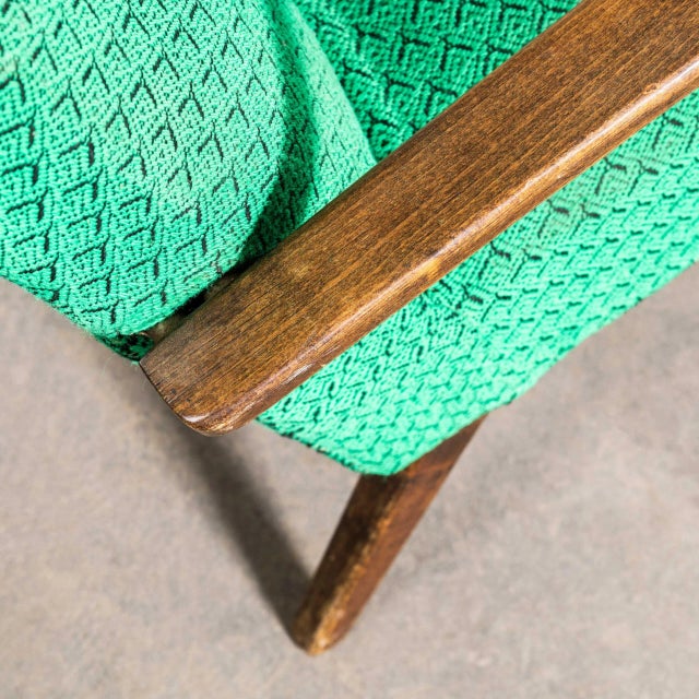 Armchair in Green Geometric Jacquard Upholstery by Jaroslav Šmídek, 1950s For Sale - Image 9 of 11