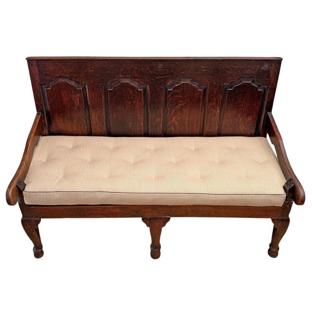 Early 18th Century English Oak Settle For Sale - Image 4 of 17