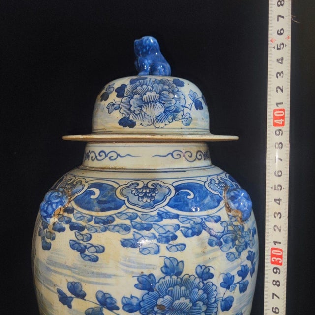 Late 20th Century Pair of Large Chinese Blue & White Porcelain General Jars With Tiger Handles For Sale - Image 5 of 9