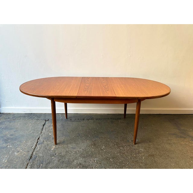 1960s Mid-Century Modern Fresco Extending Dining Table from G-Plan, 1960s For Sale - Image 5 of 13