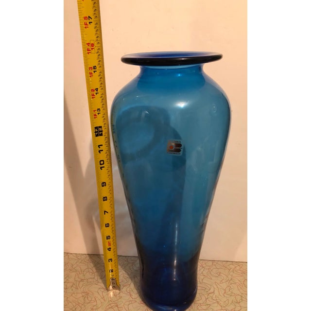 Blenko Post Modern Blenko Blue Nuevo Floral Vase For Sale - Image 4 of 10