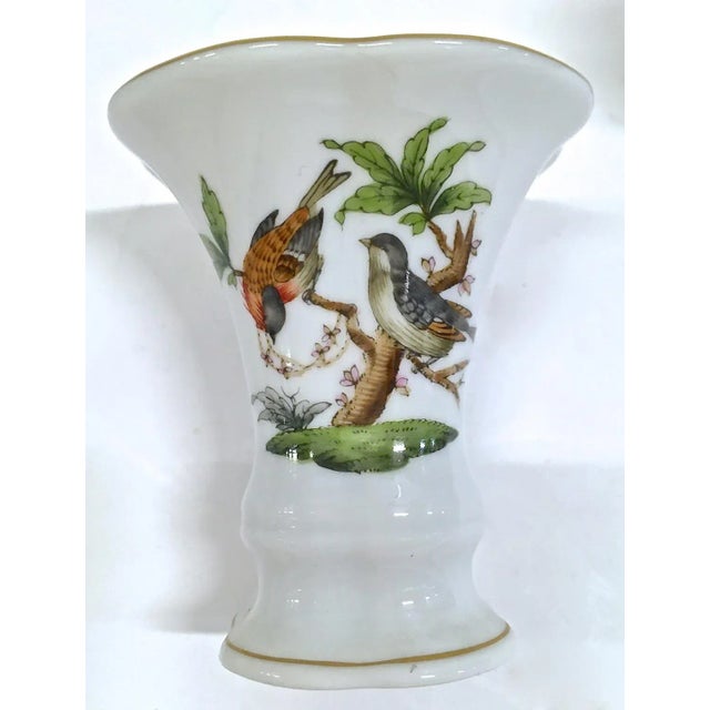 Herend Vintage Herend Wild Bird/Butterfly Bud Vases, Pr For Sale - Image 4 of 9