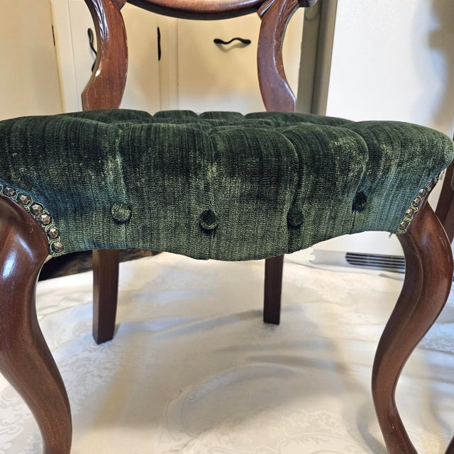 1950s Mid-Century Pelham, Shell & Leckie Victorian Revival Tufted Green Velvet Chairs - A Pair For Sale - Image 5 of 8