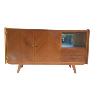 Modernist French Sideboard in Oak Chevron Pattern and Glass-Fronted, 1950s For Sale