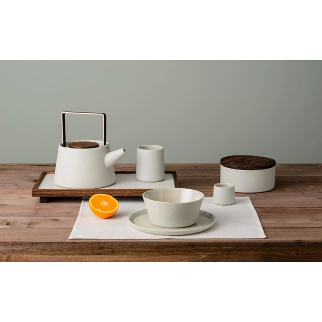 Handmade ceramic in porcelain stoneware made perfectly waterproof from high temperature cooking (1,200 °). Perfectly...