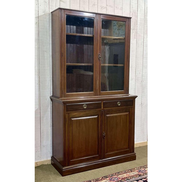 English Walnut 2-Part Bookcase, Early 20th Century For Sale - Image 3 of 18