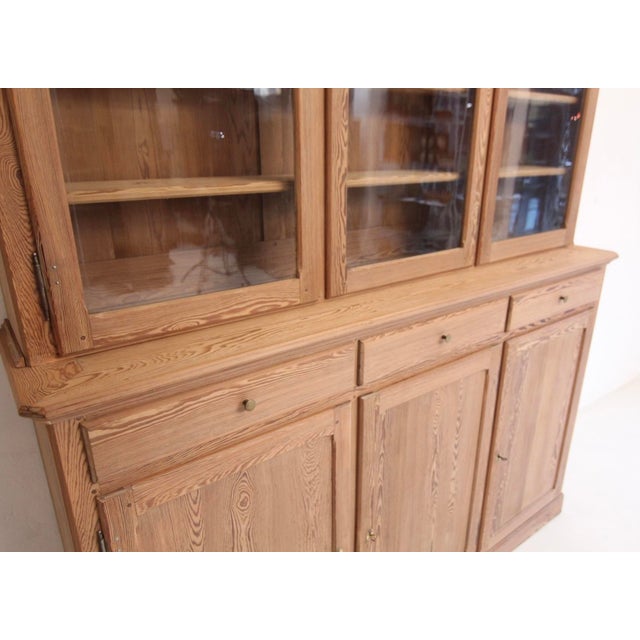 Large Pine Display Cabinet, 1930s For Sale - Image 18 of 18