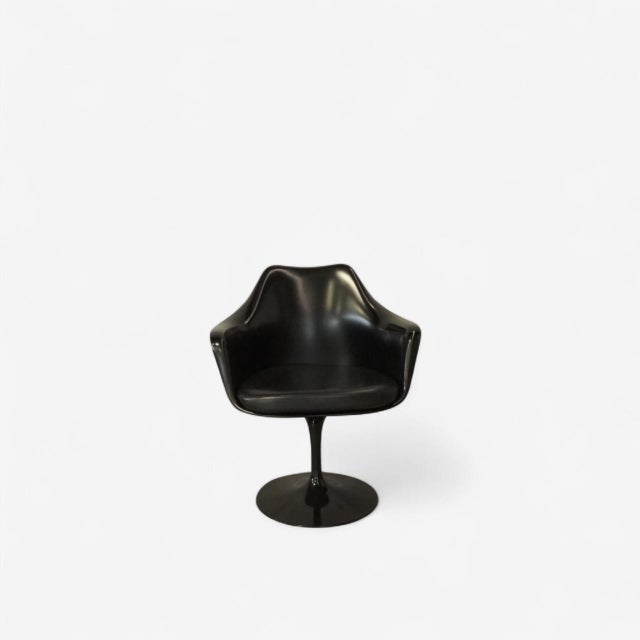 Tulip Armchair by Eero Saarinen for Knoll International, 2010s, in Very Good conditions. Designed 1950 to 1959 This piece...