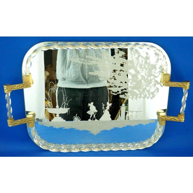 Large 20th Century Mirrored Tray in Murano Glass and Gilded Brass attributed to the Barovier & Toso Glassworks, Italy, 1940s For Sale - Image 4 of 18