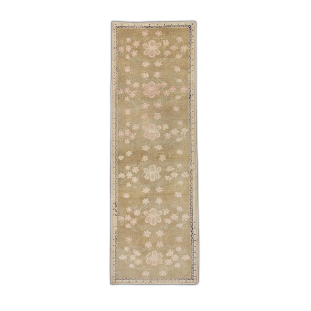 Early 21st Century Tan & Pink Floral Design Handwoven Wool Vintage Turkish Runner 3'2" X 9'2" For Sale In Houston - Image 6 of 6