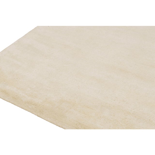 Rug & Kilim’s Contemporary Rug in Solid Beige-Brown Tones For Sale In New York - Image 6 of 7